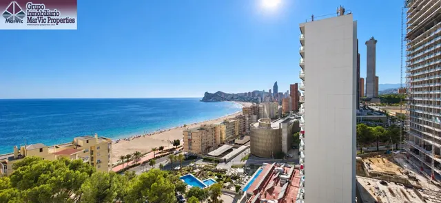 Piso reformado en alquiler en Playa de Poniente, Benidorm — 1.500 €/mes — 3