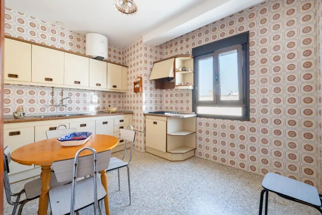 Se Vende Casa de Dos Plantas en Retamar Centro — 8