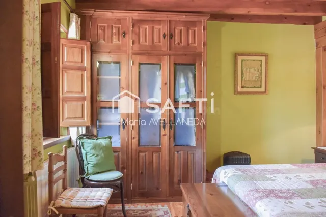 FABULOSA CASA DE PIEDRA TOTALMENTE REFORMADA — 73