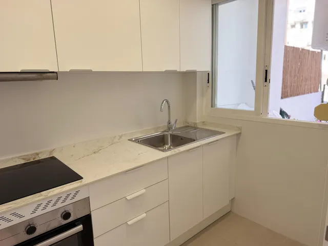 Alquiler de vivienda de 4 dormitorios con terraza — 6