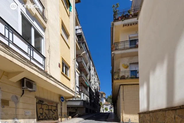 Piso 4 habitaciones 105m² en venta - Realejo — 26