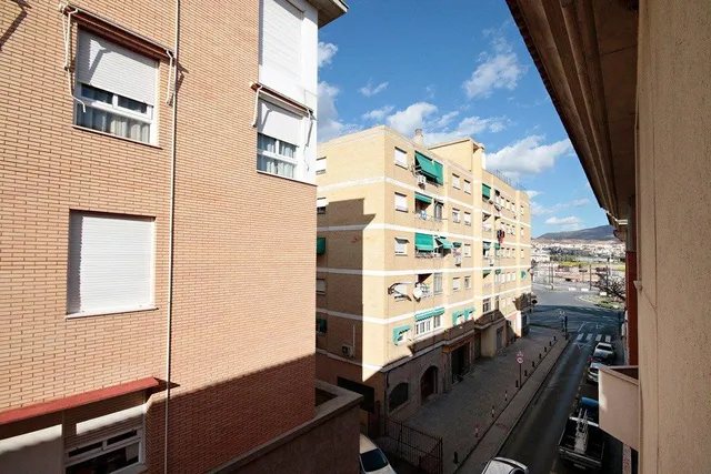 Magnifica vivienda con garaje en vergeles, junto a palacio de deportes — 22