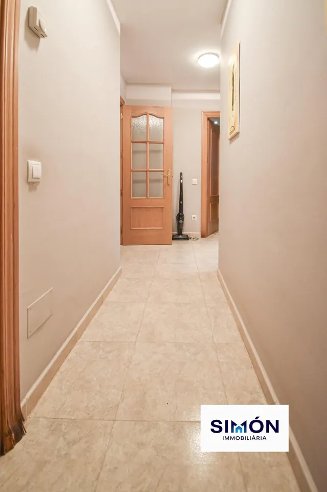 ¡FANTÁSTICA OPORTUNIDAD EN SANTPEDOR! Piso de 3 habitaciones dobles, con balcón y terraza. — 31