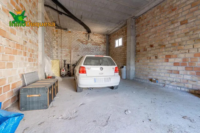 Local comercial DIÁFANO en pleno centro de Ogijares. - foto 4