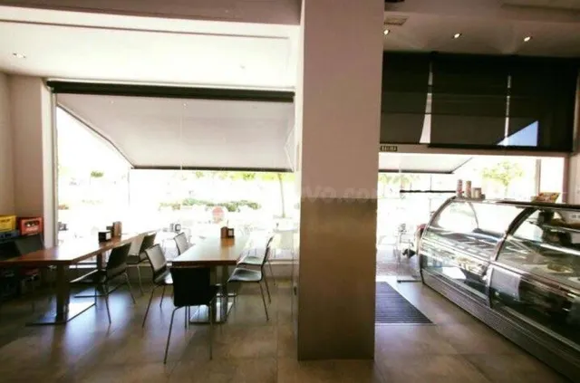 Cafetería en calle Italia 3, Almeria — 5