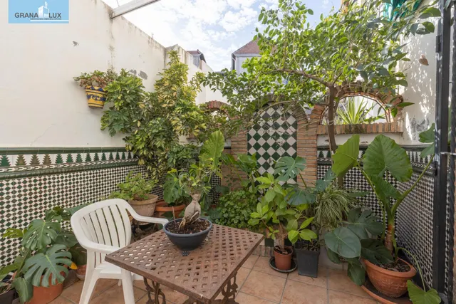 Casa en esquina en venta en Las Gabias — 23