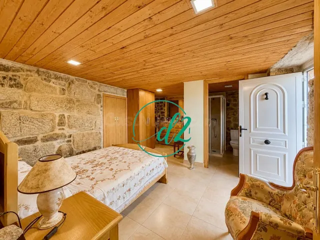 CASA DE PIEDRA REFORMADA CON ENCANTO A TAN SOLO 12 MINUTOS D - foto 4