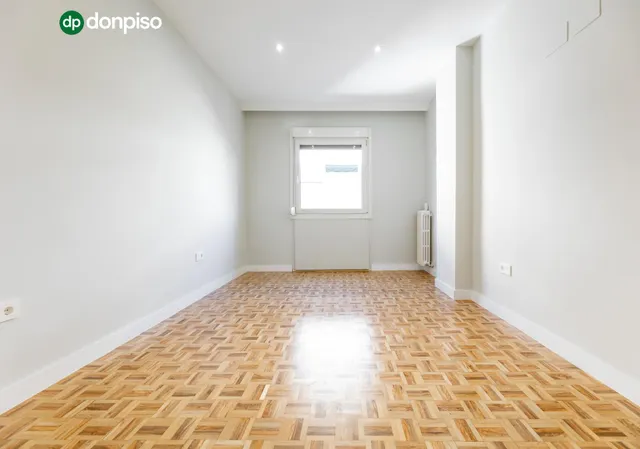 PISO DE 5 DORMITORIOS EN CALLE RECOGIDAS — 17