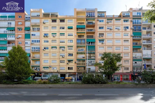 ¡Tu nueva inversión te espera en Camino de Ronda! ✨ EXTERIOR - foto 4