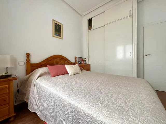 VIVIENDA LUMINOSA EN CALLE ANTONIO ARIAS - foto 3