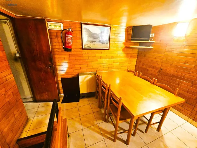 SOLOBAR VENDE BAR DE TODA LA VIDA — 12