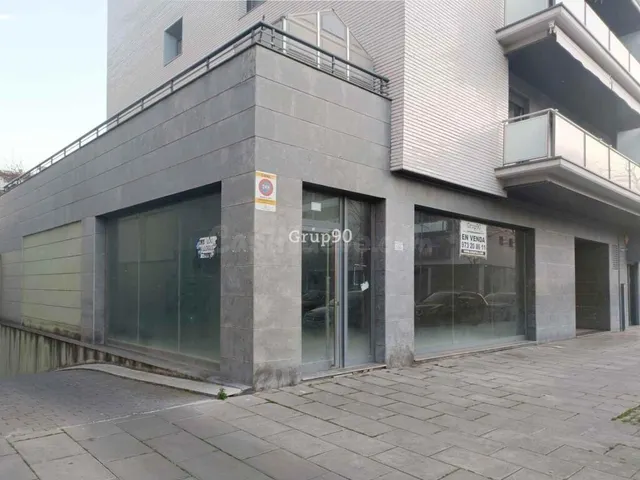 VENTA DE LOCAL COMERCIAL A PIE DE CALLE EN CAPPONT