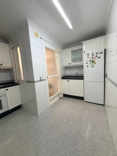 Piso Espacioso y Luminoso en Huerta Rosales - Valdepasillas — 13