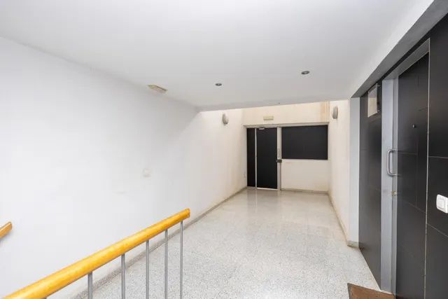Piso en Serrallo, calle Aconcagua. Vivienda del 2007, situada en 2ª planta, con vistas despejadas — 6