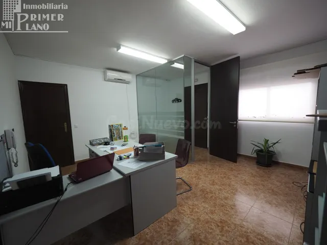 Moderna Oficina en Alquiler - Ctra. Pedro Muñoz, Tomelloso - foto 3