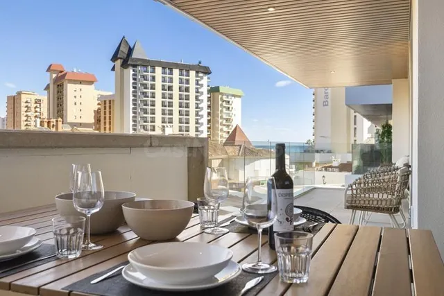 Apartamento Planta Media en venta en Fuengirola - foto 3