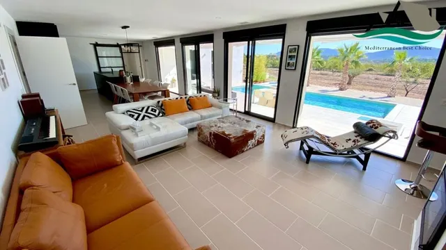 Casa 3 habitaciones 165m² en venta - Pueblo 6 — 2