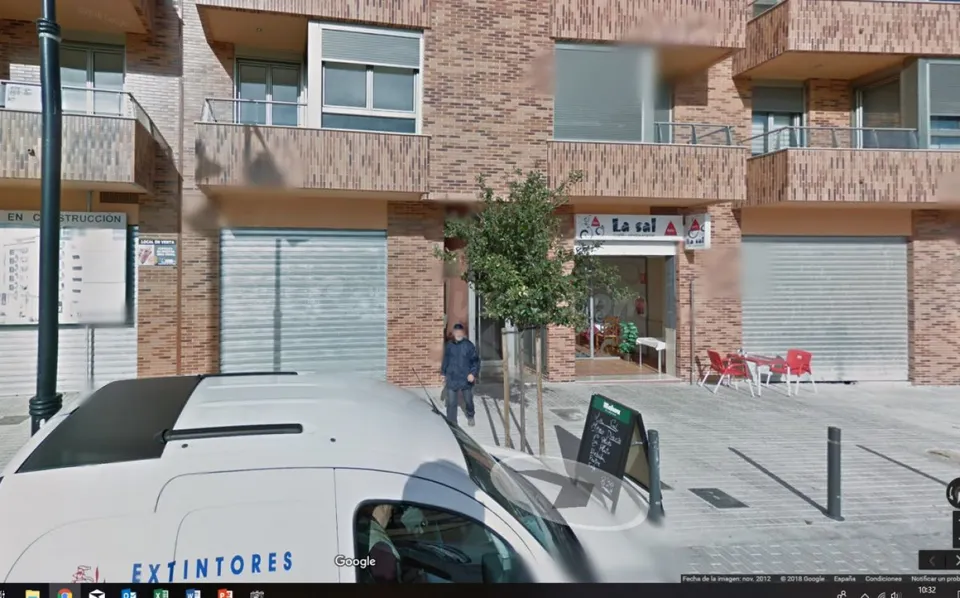 MAGNIFICO BAJO COMERCIAL EN ALQUILER