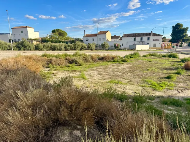 Venta de conjunto de viviendas y terrenos en Cúllar (Granada) — 29