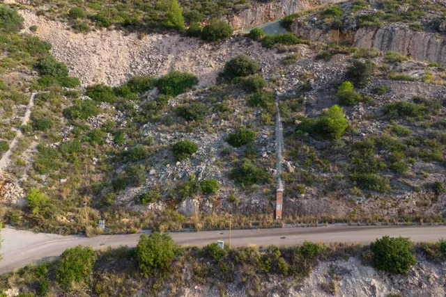 Terreno edificable en Jalón con vistas al valle y servicios cercanos — 6