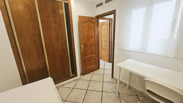 Amplio piso en el centro y a dos minutos de la playa de Guardamar del Segura, Alicante, Costa Blanca — 19