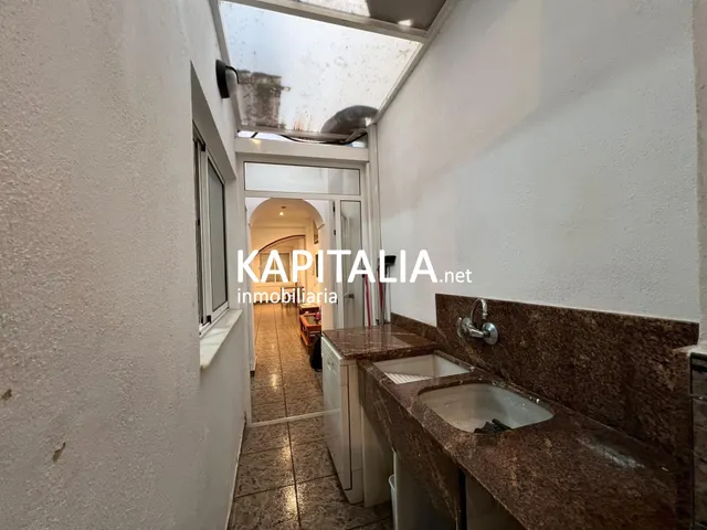 Estupenda casa a la venta en Ontinyent , zona San Antonio en Exclusiva . — 8