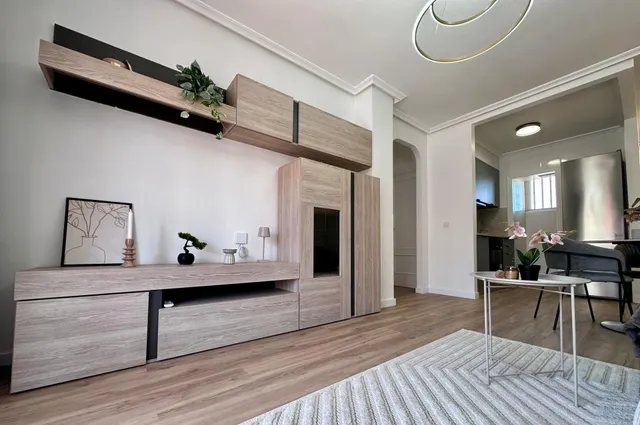 Apartamento 2 habitaciones 55m² en venta - Estacion de autobuses — 17