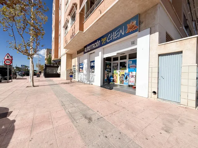 Tu casa en Santa Pola con chimenea y piscina — 47