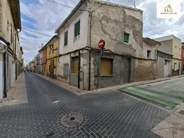 CASA DE PUEBLO EN VENTA EN CALLE DE LA CRUZ - ASPE