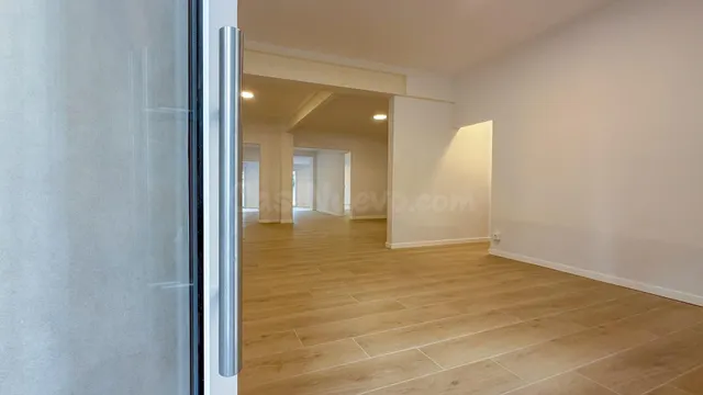 Local a estrenar de 112 m2 en Sitges. Abre tu negocio mañana — 2