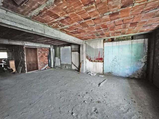 Dos locales para convertir en viviendas en Portanova, Ferrol — 6