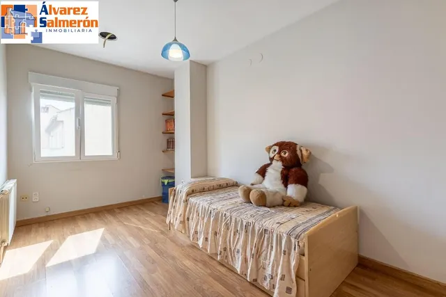 CHALET ADOSADO EN OGIJARES ( GRANADA) — 27