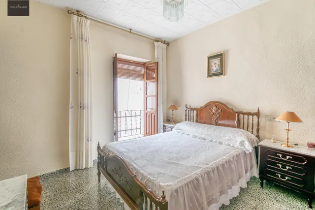 preciosa casa de pueblo en colomera — 14