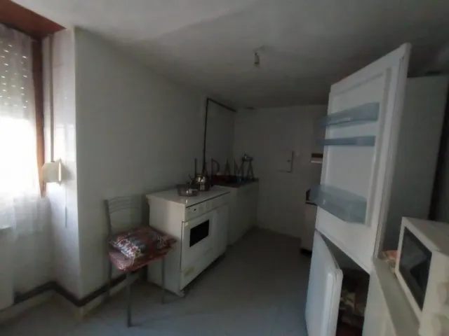 CASA EN FUSTIÑANA — 10