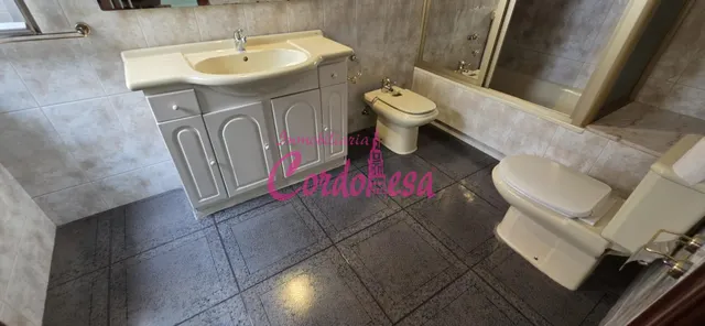 Amplia Casa en Cañero, Córdoba - Ideal para Familias — 10