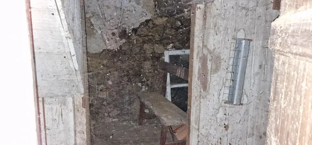 CASA DE PIEDRA CON TERRENO OPARA REFORMAR EN OUTES — 15