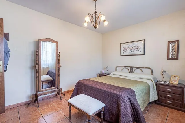 Chalet en los Chopos, Las Gabias — 18