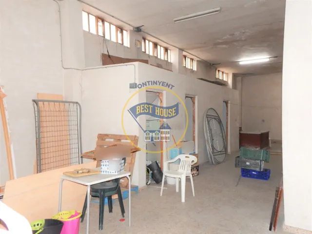 AMPLIO LOCAL EN PLANTA BAJA EN VENTA O ALQUILER EN ONTINYENT — 10