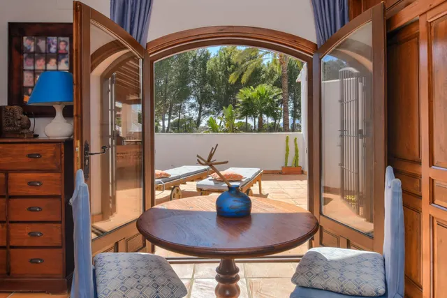 ✓Villa Amplia de Estilo Rústico con Piscina en Calpe, Costa Blanca. — 11
