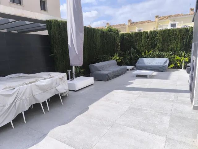 Villa Independiente en Orihuela Costa — 36
