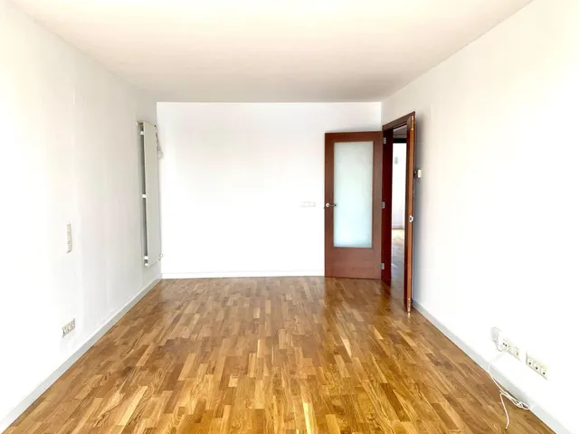 Piso en Venta Exterior con Piscina Comunitaria e Inquilino — 5