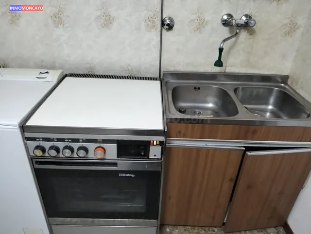 Se vende casa en Santa Cruz de Moncayo - foto 2