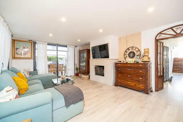 Chalet reformado con piscina, dos apartamentos independientes y garaje en Las Maravillas — 14