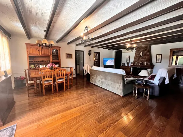 MAGNIFICO CHALET INDEPENDIENTE CON APARTAMENTO DE INVITADOS, PISCINA PRIVADA, GARAJE, BARBACOA, BUENAS VISTAS Y MUCHO MAS — 29