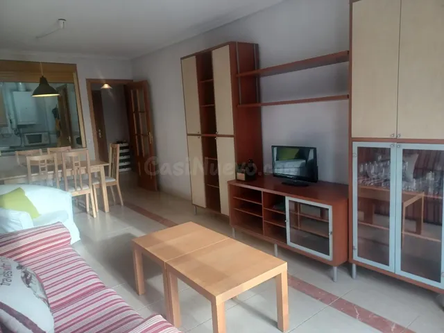 Apartamento céntrico totalmente amueblado con plaza de garaj - foto 4