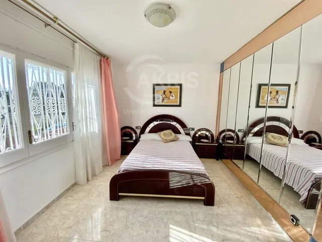 Chalet Independiente en Lloret de Mar — 9