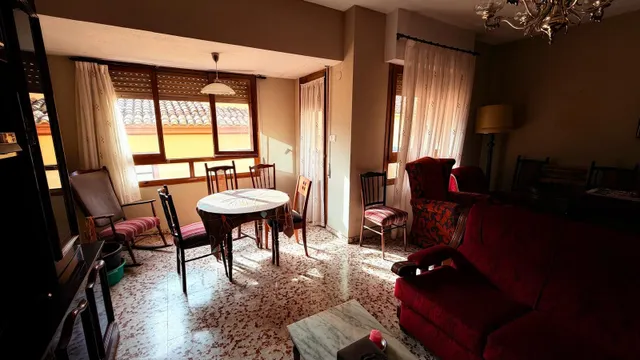 Amplio Piso en el Corazón de Almansa por solo €79,000 — 15