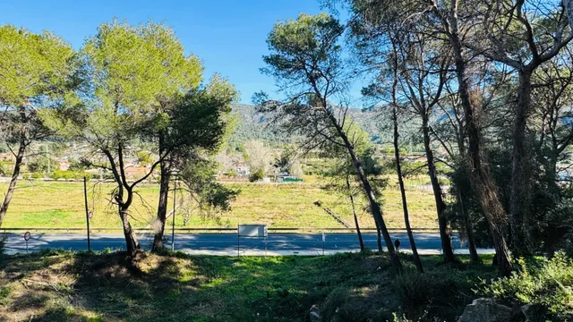 Parcela urbana en Barraca de Aigües Vives — 1.197 m2 con opc - foto 5