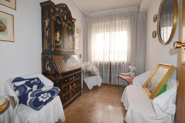 Urbis te ofrece un piso en venta en zona San Juan, Salamanca. — 6