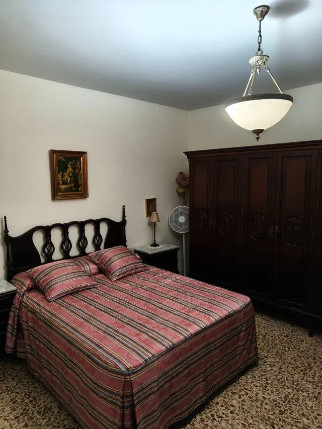 Amplia Casa en Roquetas de Mar, Ideal para Entrar a Vivir — 14